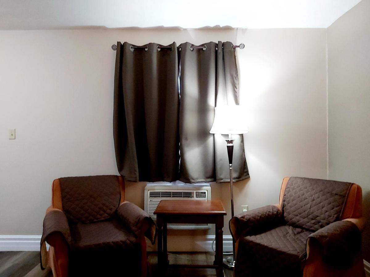 Seely'S Motel Шедьяк Экстерьер фото